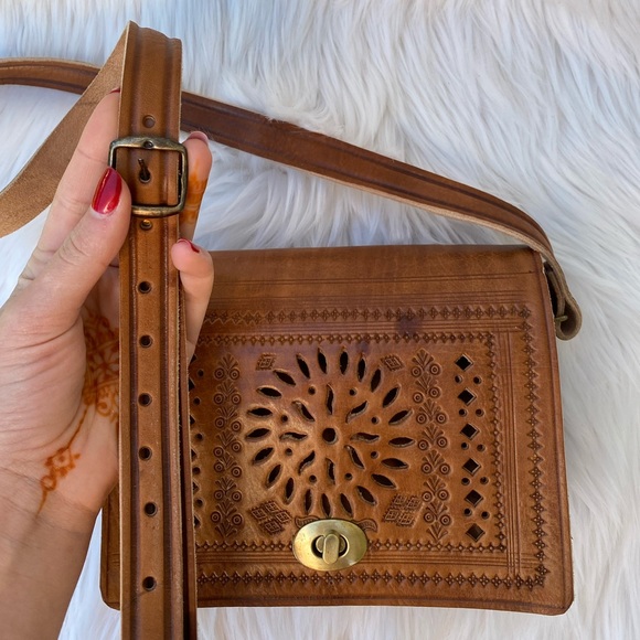 Moroccan Leather Handmade Purse - Picture 6 of 7